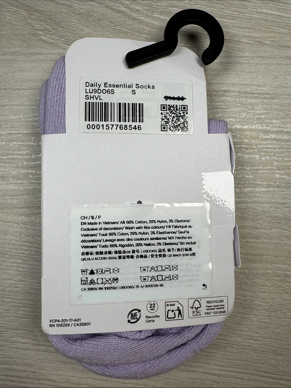 Lululemon Daily Essential Socks